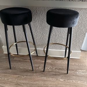 Only kept for 1 month. Going in a different direction with apartment design.